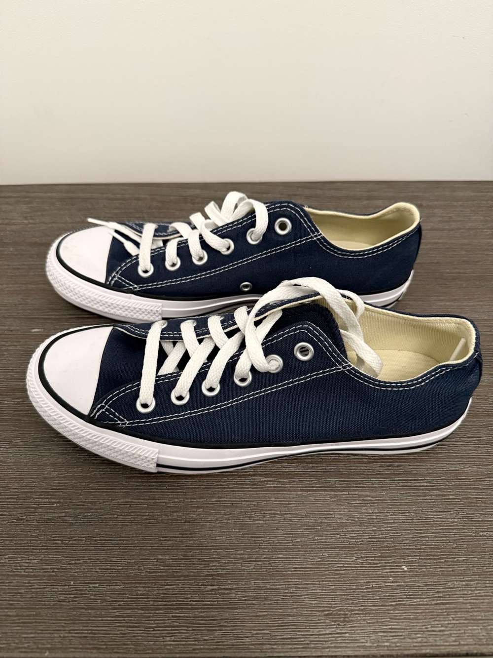 NEW! Converse Chuck Taylor All Star Ox Navy - Size 6M, 8W